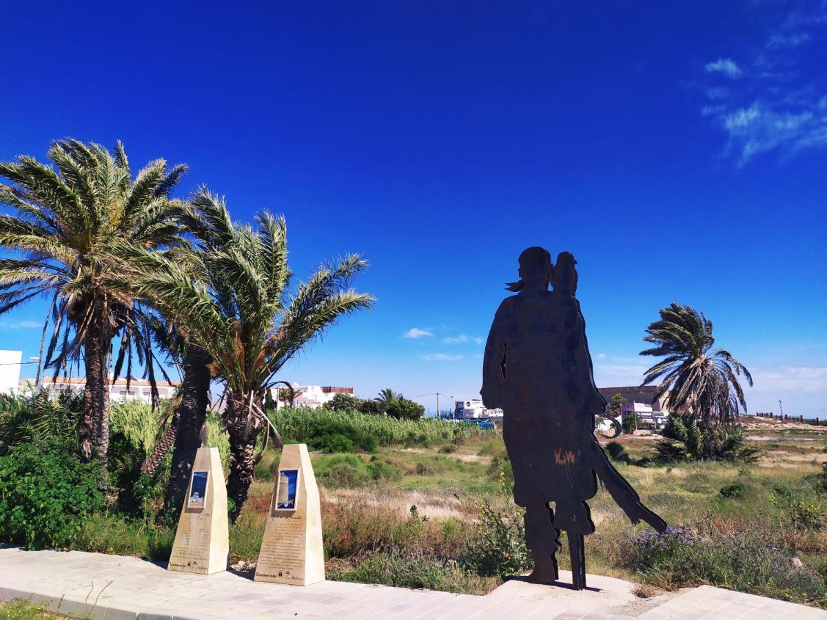 אלמריה Hostal Casa Emilio מראה חיצוני תמונה