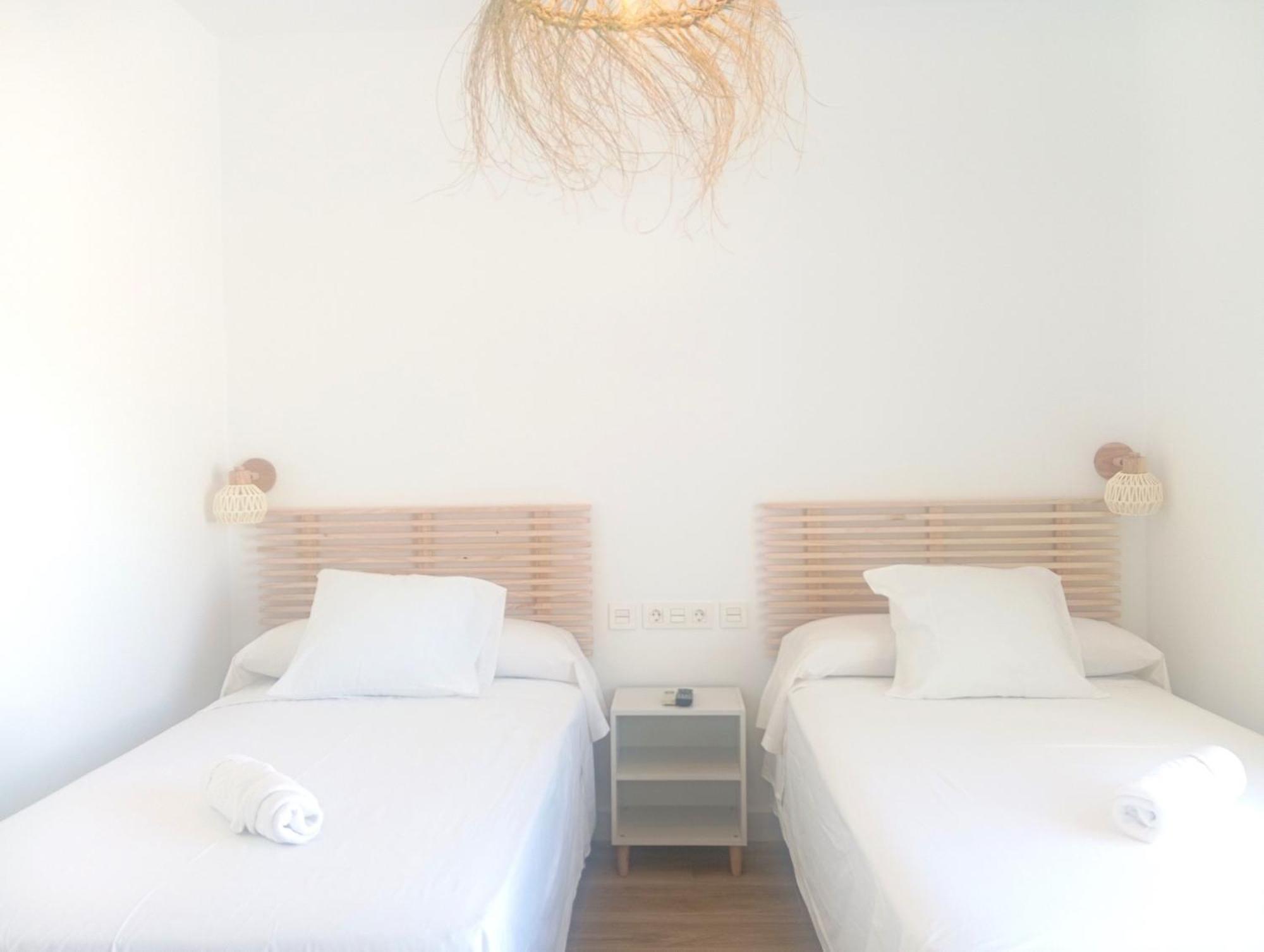 אלמריה Hostal Casa Emilio מראה חיצוני תמונה