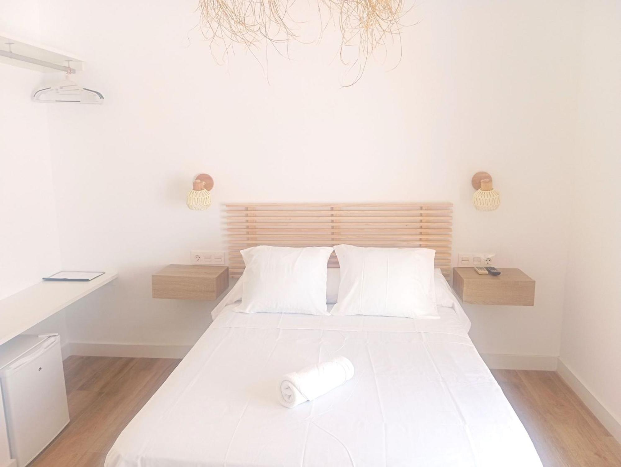 אלמריה Hostal Casa Emilio מראה חיצוני תמונה