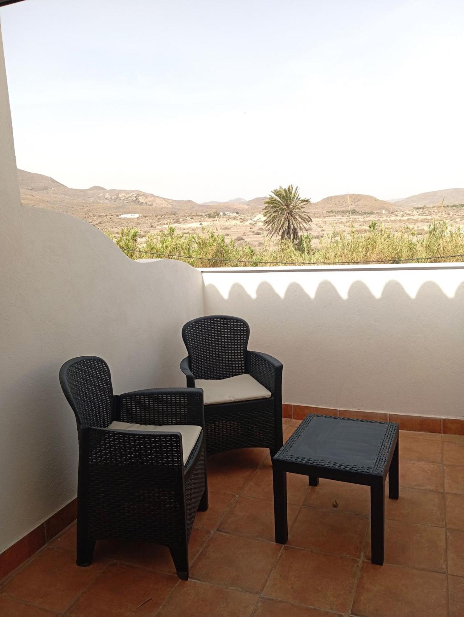 אלמריה Hostal Casa Emilio מראה חיצוני תמונה