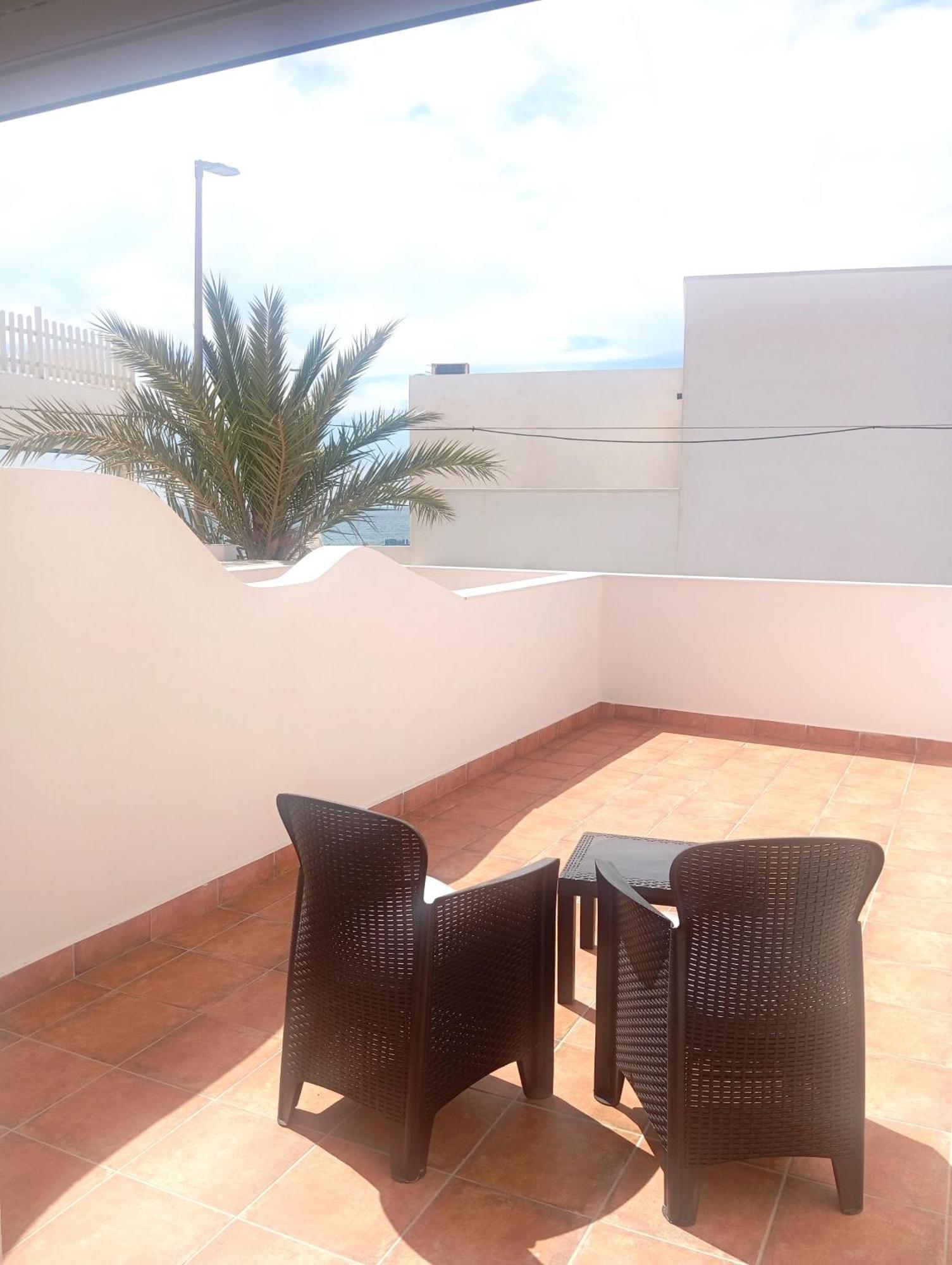 אלמריה Hostal Casa Emilio מראה חיצוני תמונה