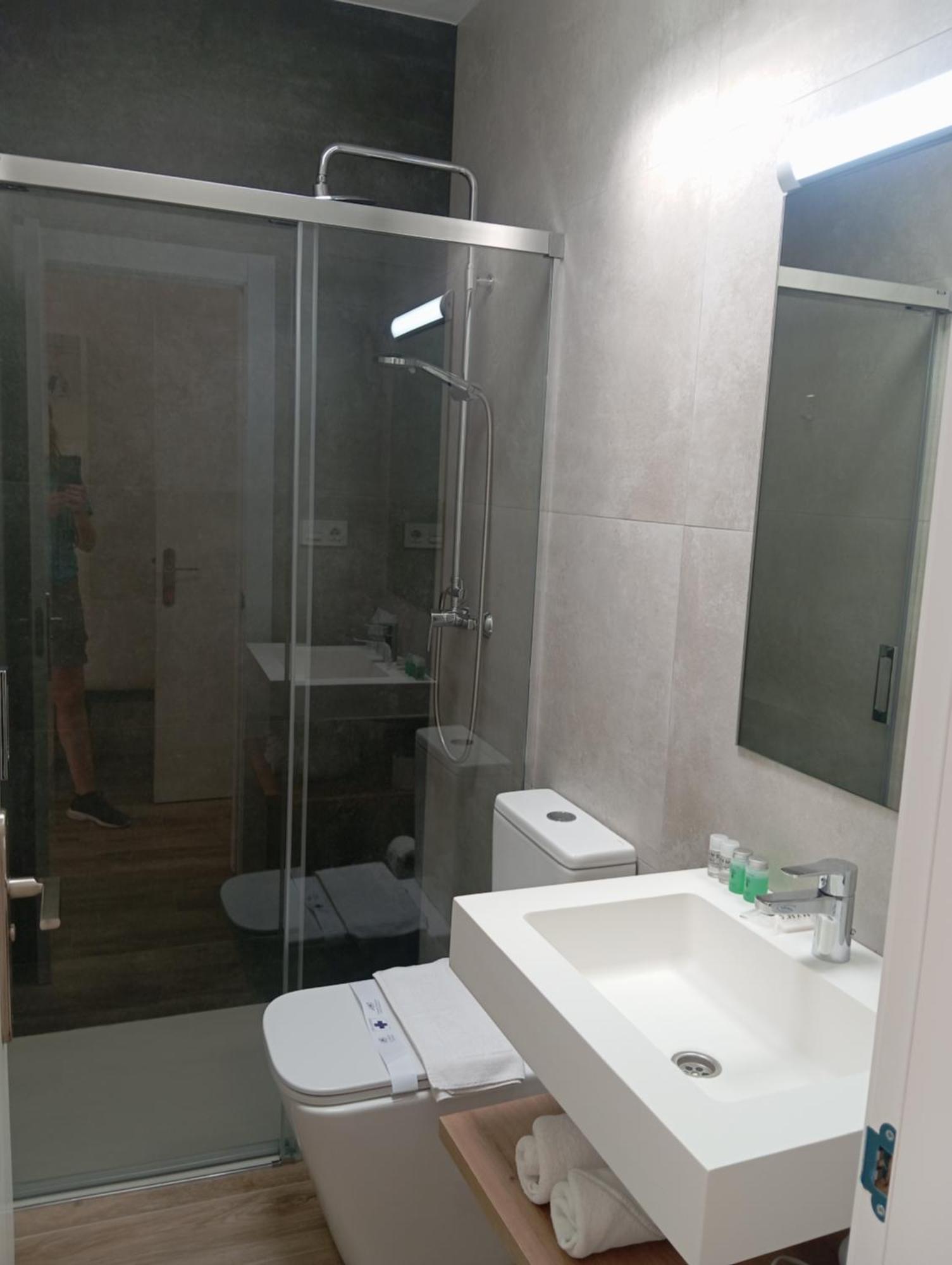 אלמריה Hostal Casa Emilio מראה חיצוני תמונה
